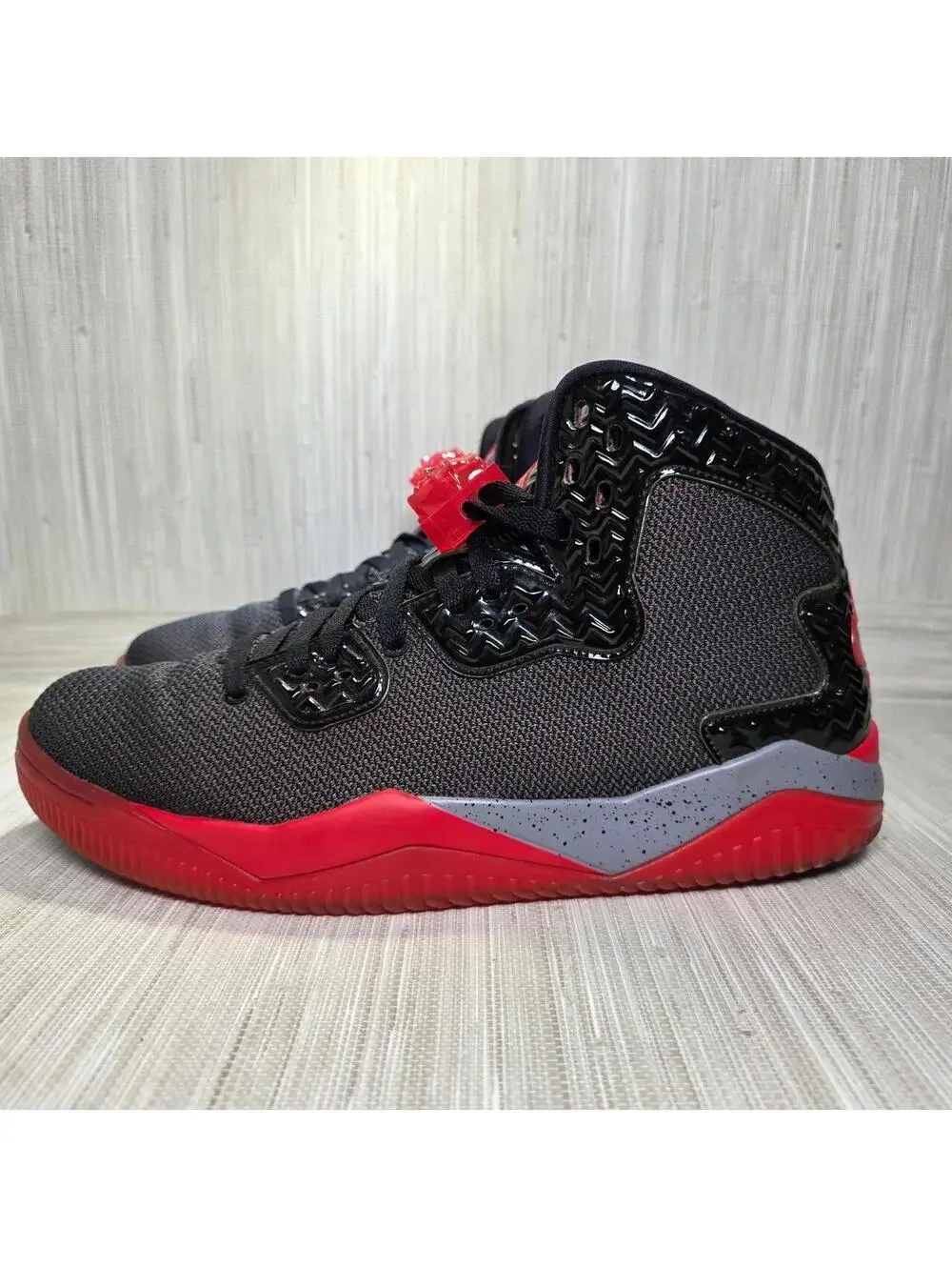 Nike Air Jordan Spike Forty Bred PE – Men's US 11 / EU 45 – Excellent Condition